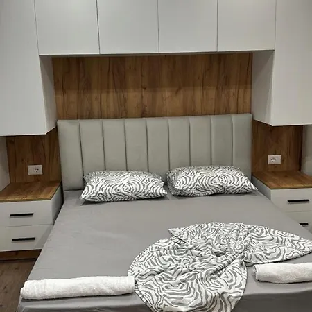 1br Appartments By Paco Apartmán Shkodër
