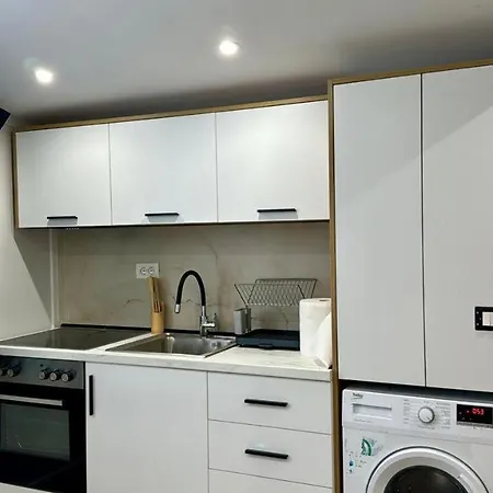 1br Appartments By Paco Apartament *