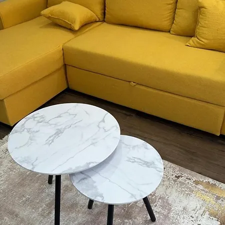 Apartament 1br Appartments By Paco Szkodra